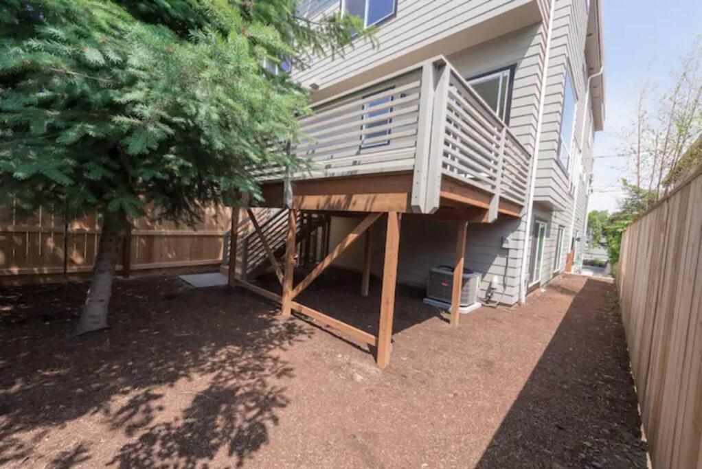 Comfy Family Home, Walkable Neighborhood + Patio! Portland Exteriör bild
