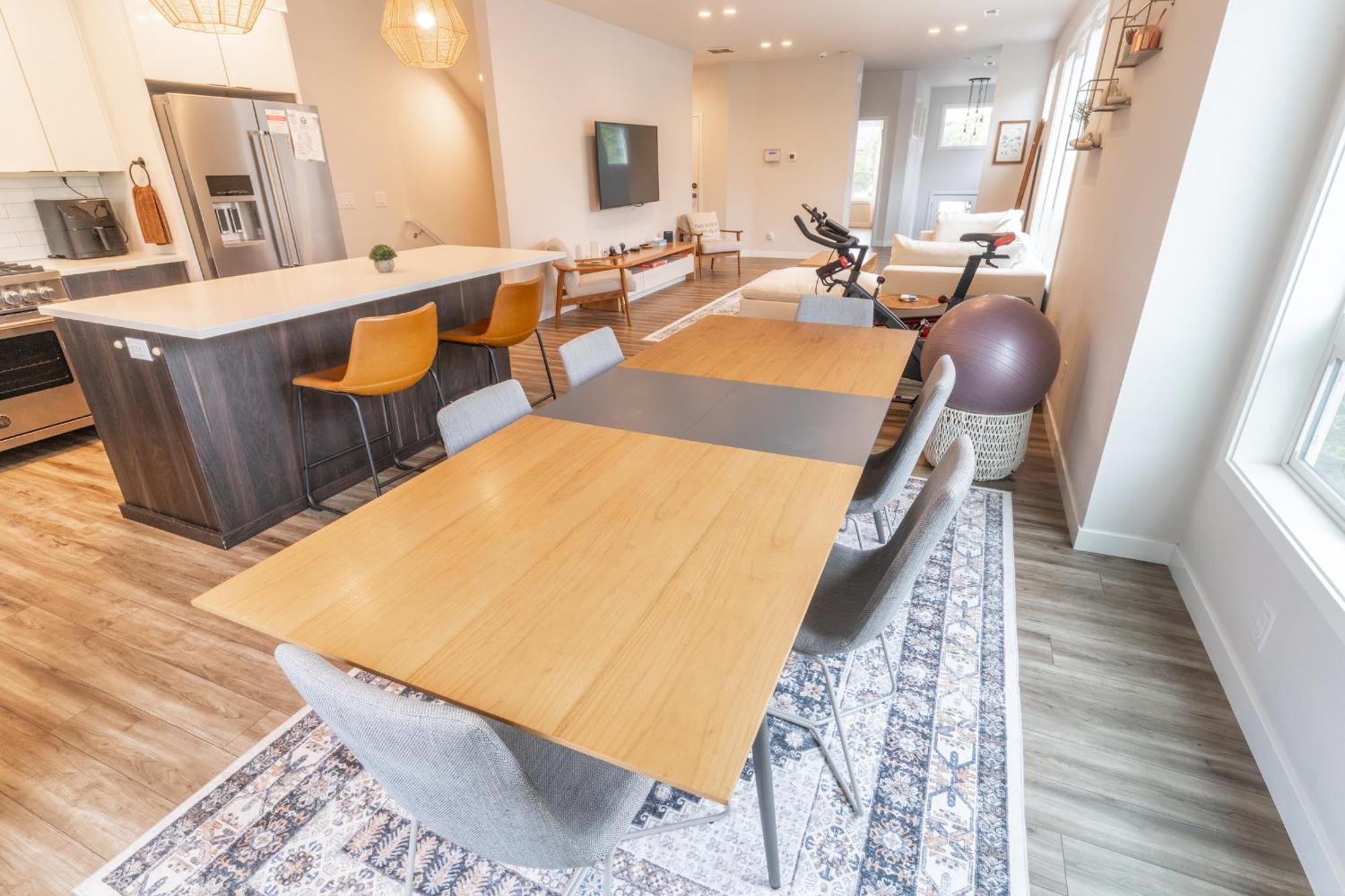 Comfy Family Home, Walkable Neighborhood + Patio! Portland Exteriör bild