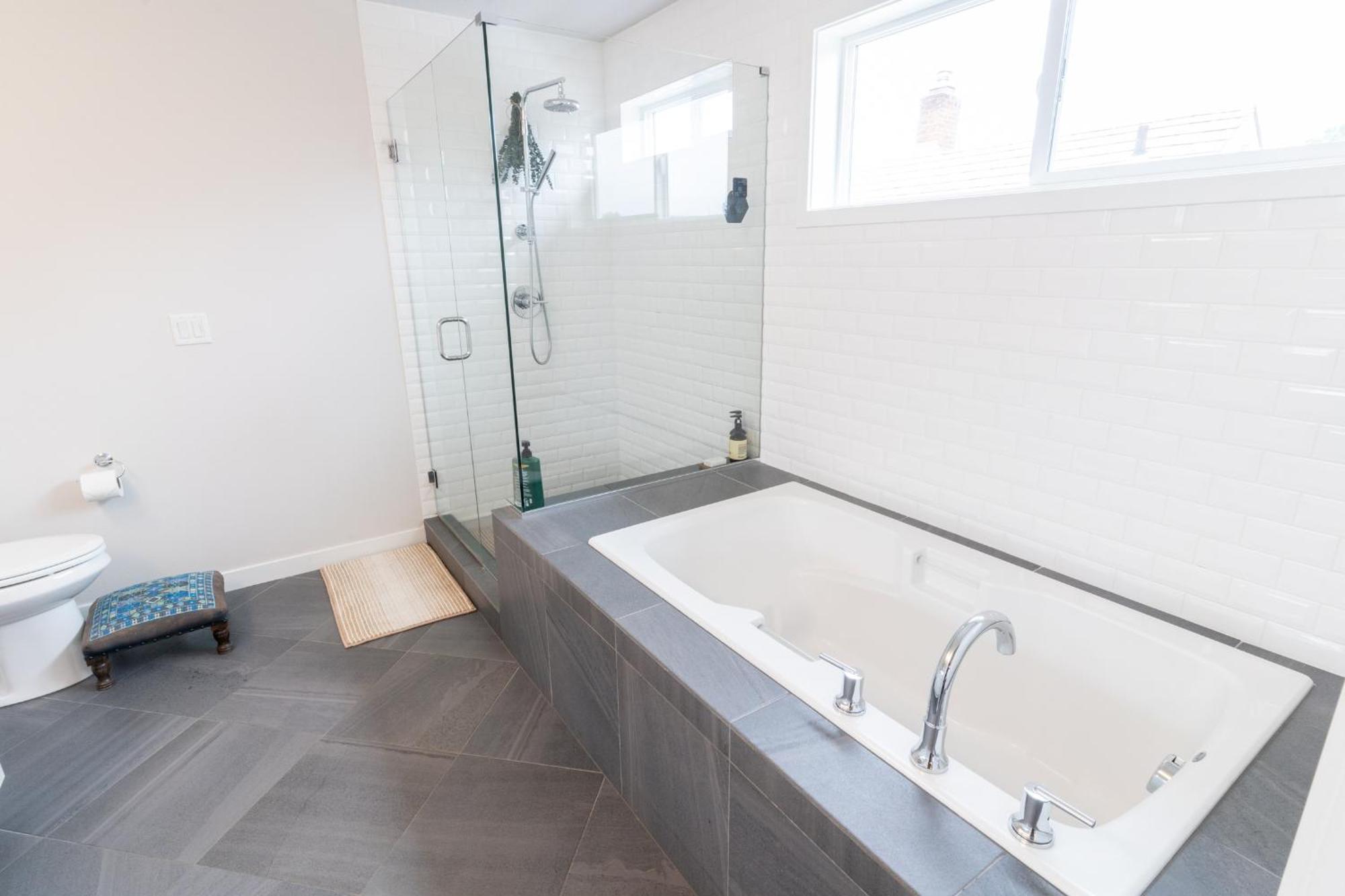 Comfy Family Home, Walkable Neighborhood + Patio! Portland Exteriör bild